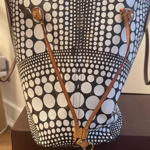 Louis Vuitton Monogram Waves Neverfull MM tote bag limited edition. - Picture 2 of 8